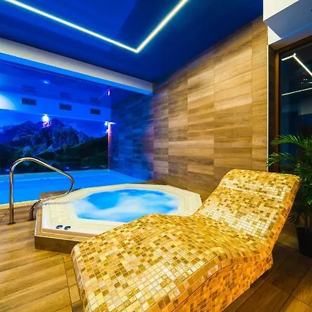 Sadelski Dwor Medical & 4* 무르자시츨