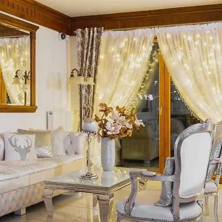 Sadelski Dwor Medical & מלון דירות מורזאסיחלה