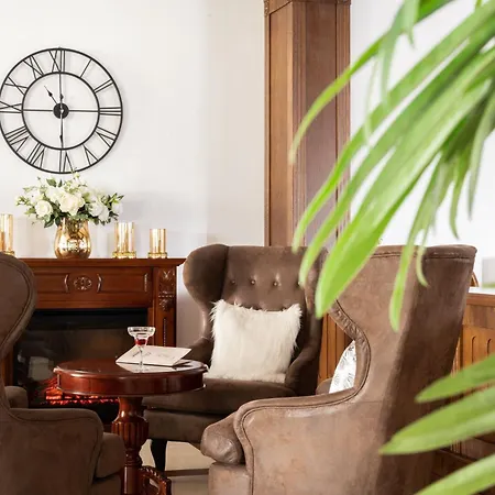 Sadelski Dwor Medical & Apartmanhotel 4*