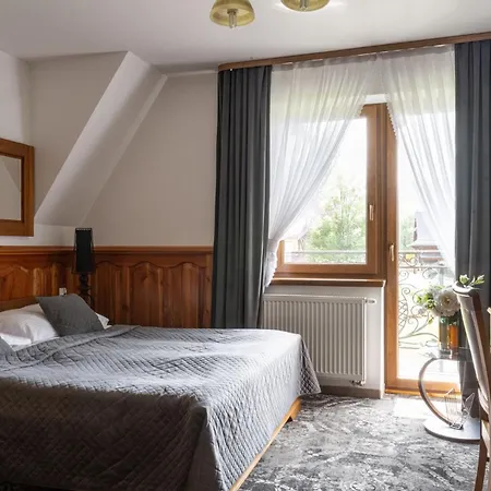 Sądelski Dwór Medical&spa Apartahotel 4*