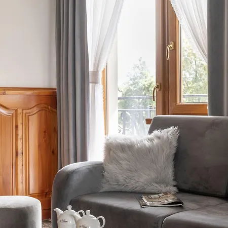 Sądelski Dwór Medical&spa Apartahotel 4*