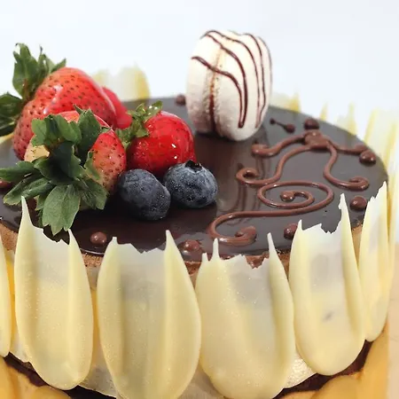 Sadelski Dwor Medical & מורזאסיחלה