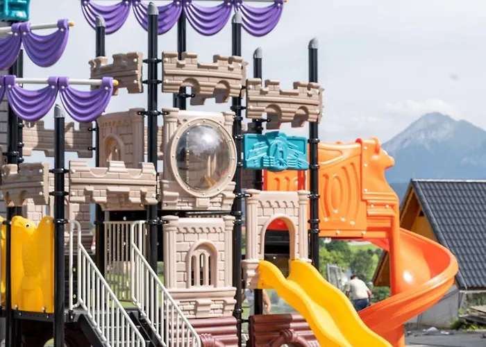 Sadelski Dwor Medical & 4*