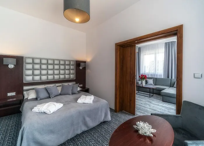 Sadelski Dwor Medical & 4*